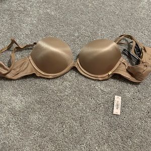 “Very Sexy” strapless nude push up bra - Victoria’s Secret